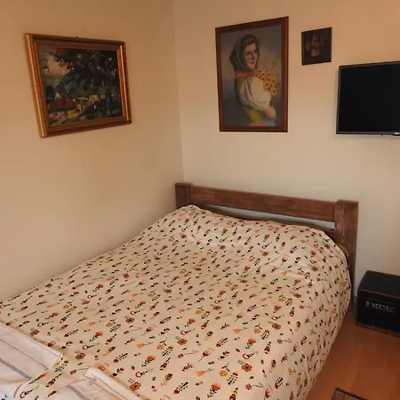Bed & More Poganyvar Guest house *
